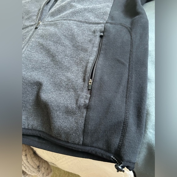 RVCA- Advanced Hooded Full Zip Jacket (Blue/Black) - Size XL - Picture 6 of 14